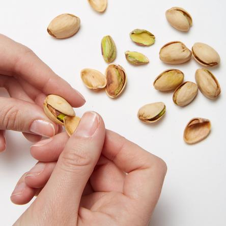 Benefits & Side effects of Roasted & Salted Pistachio